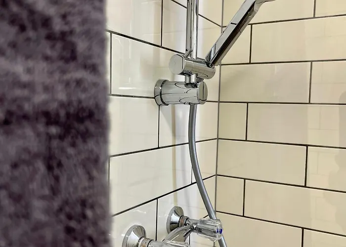 Appartement Terracotta - Zentral, Parken, Netflix, Kontaktloses Einchecken, Kingsize-bett Wuppertal