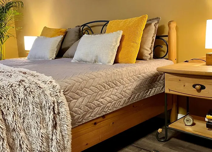 Terracotta - Zentral, Parken, Netflix, Kontaktloses Einchecken, Kingsize-bett Appartement *